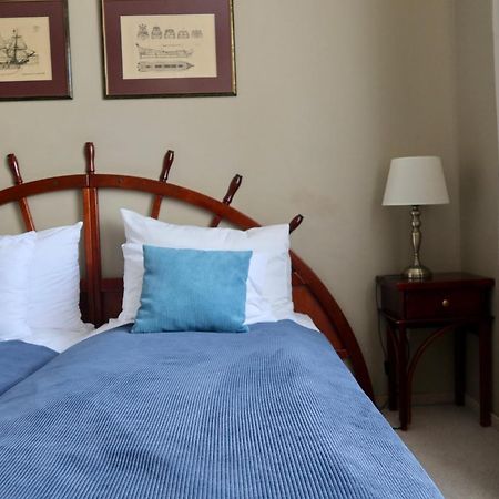 Port Hotel อาดาชิ ภายนอก รูปภาพ
