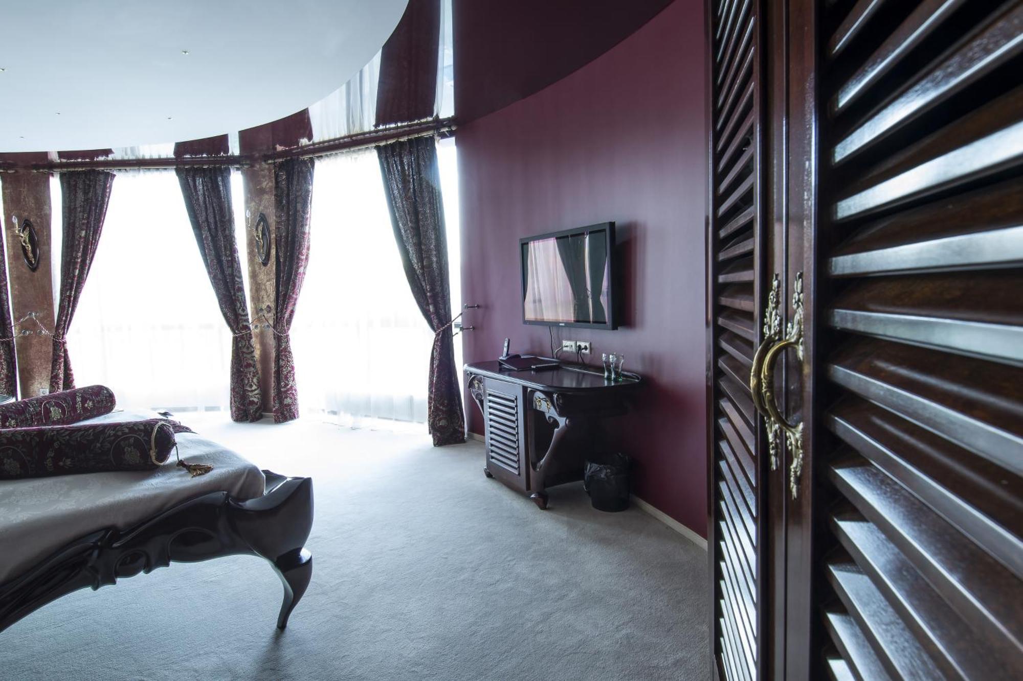 Port Hotel อาดาชิ ห้อง รูปภาพ
