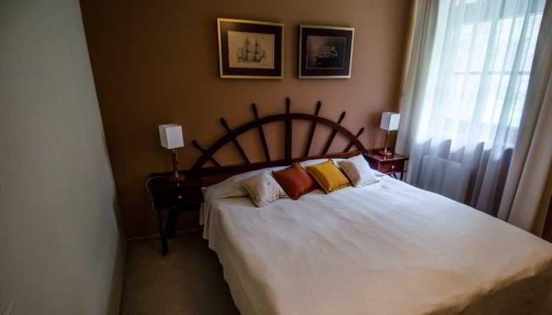 Port Hotel อาดาชิ ภายนอก รูปภาพ